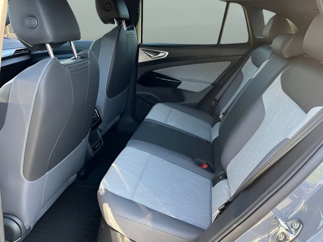 New 2026 Volkswagen ID.4 Pro RWD image 13