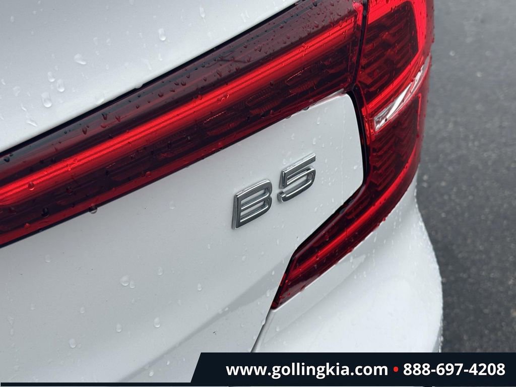 Used 2024 Volvo S60 B5 Core image 7