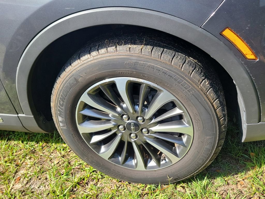 Used 2023 Lincoln Nautilus FWD image 9