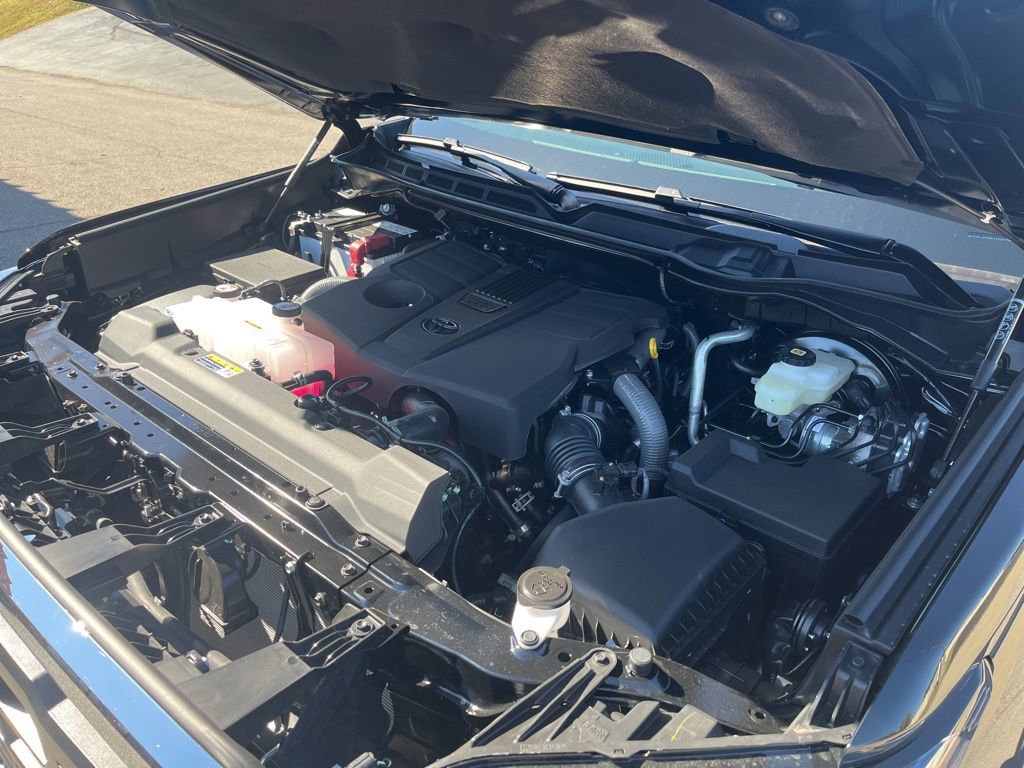 New 2026 Toyota Tundra SR5 image 12