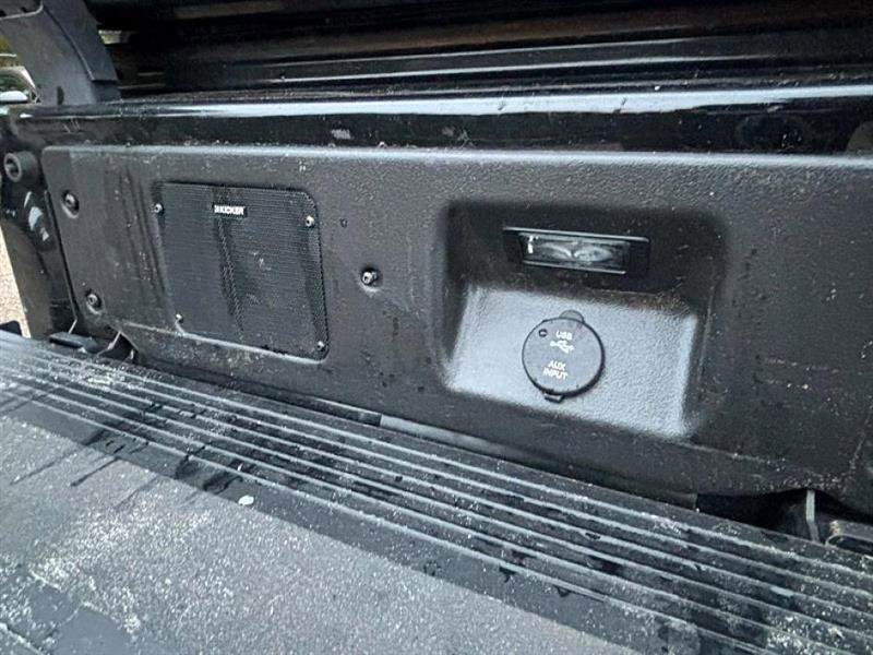 Used 2022 GMC Sierra 3500 AT4 w/ AT4 Premium Plus Package image 43