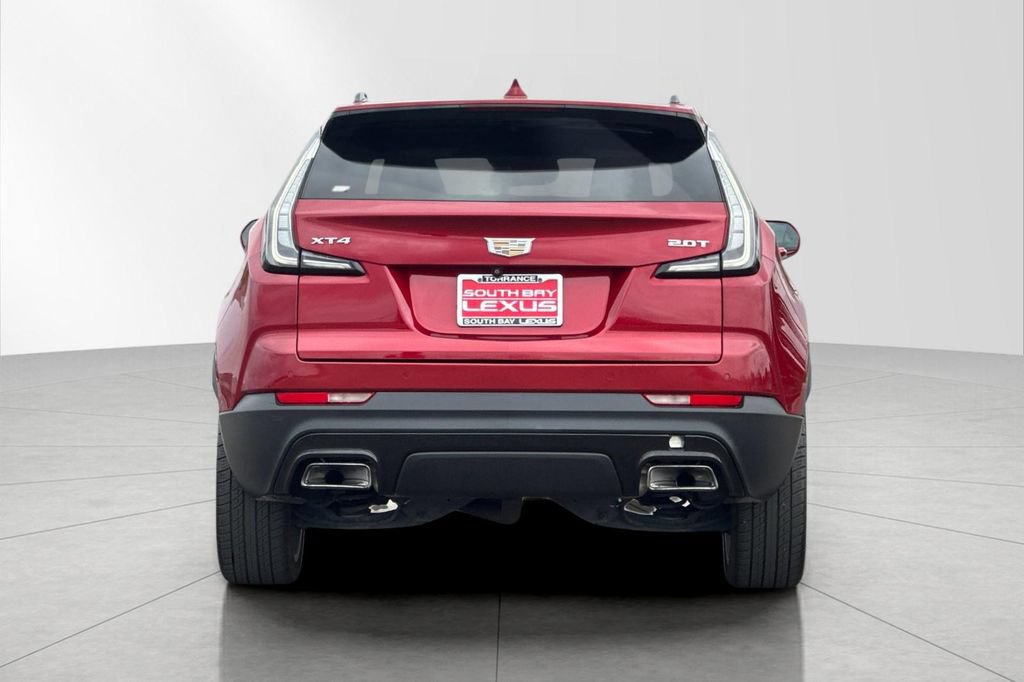 Used 2019 Cadillac XT4 Sport w/ Driver Awareness Package FWD image 5