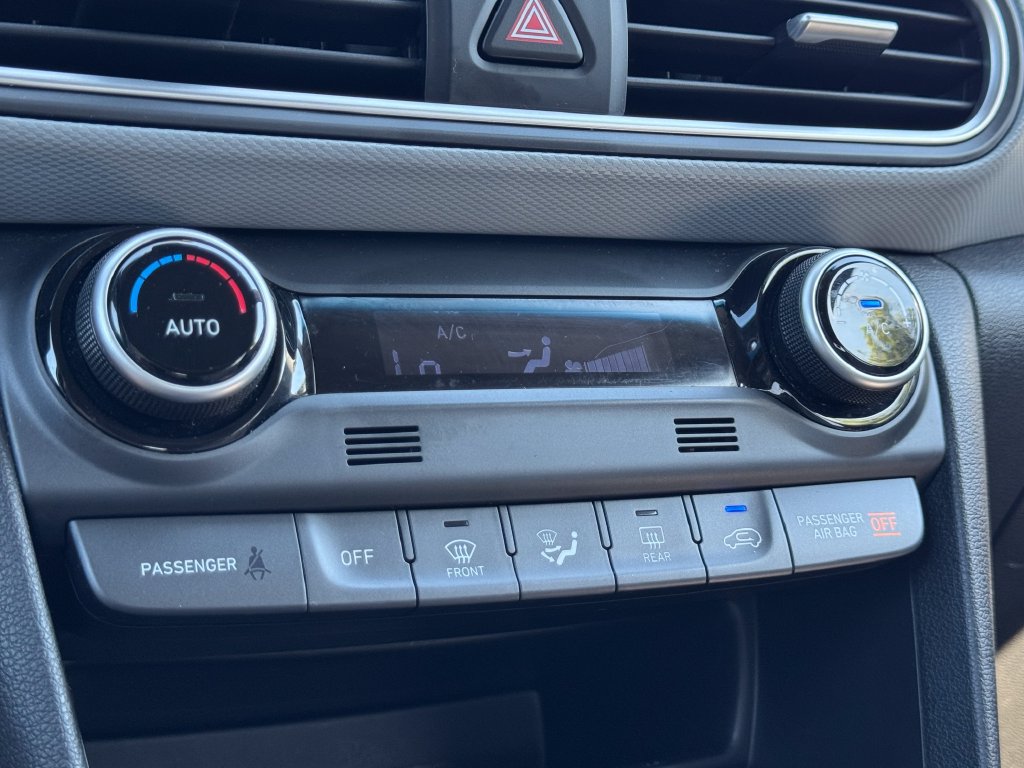 Used 2018 Hyundai Kona Limited FWD image 22