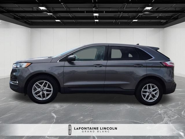 Used 2022 Ford Edge SEL w/ Convenience Package AWD/4WD image 2