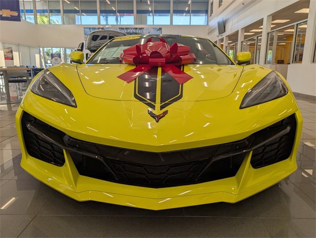 Used 2023 Chevrolet Corvette Z06 w/ Stealth Interior Trim Package image 2