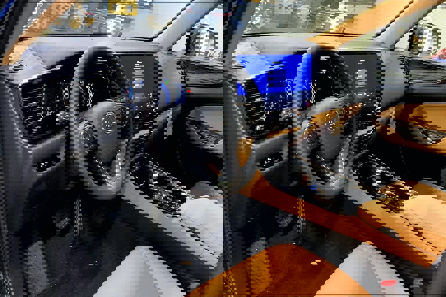 New 2026 Lexus NX 450h+ AWD w/ Luxury Package image 8