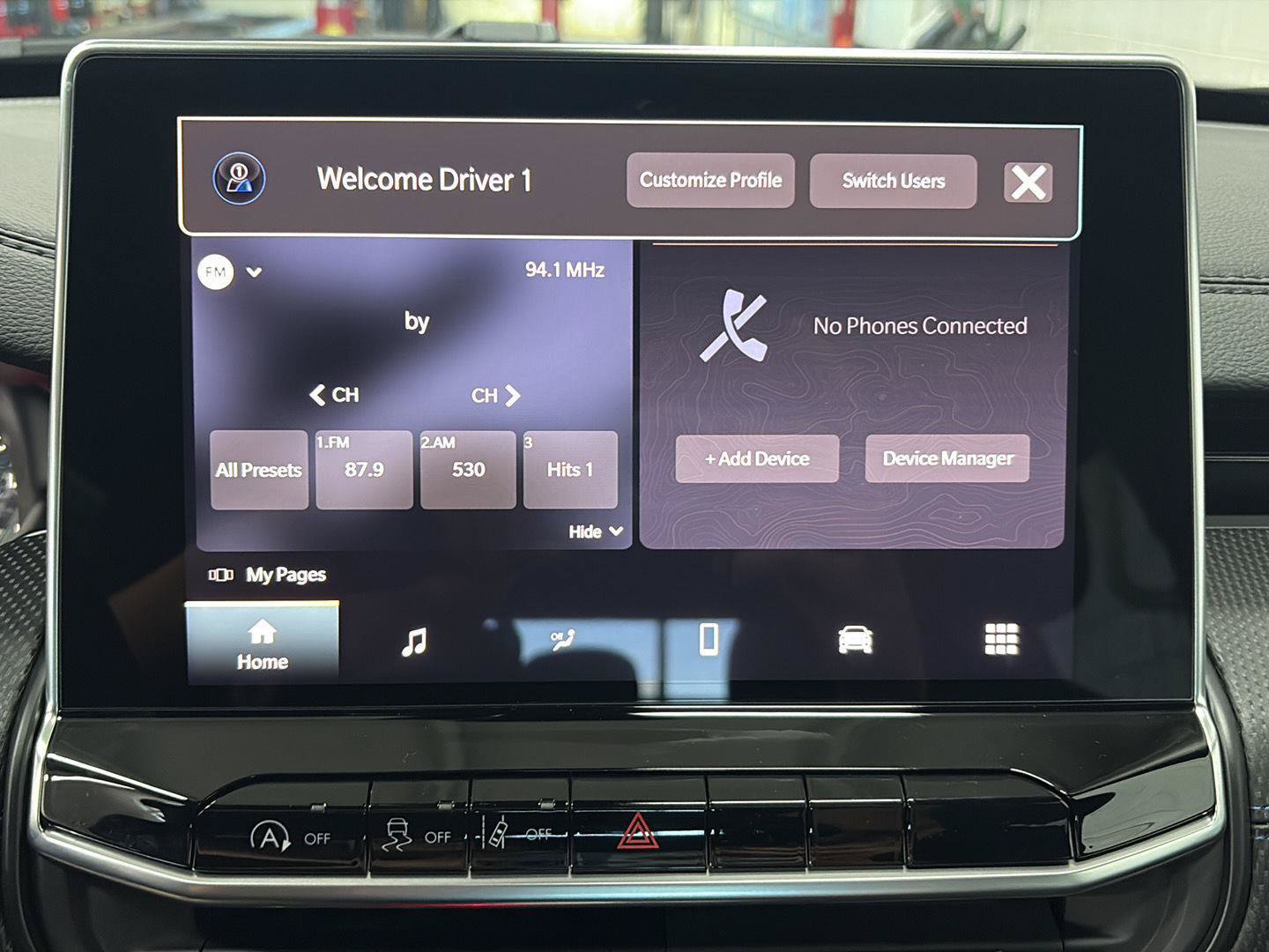 New 2026 Jeep Compass Latitude AWD/4WD image 13