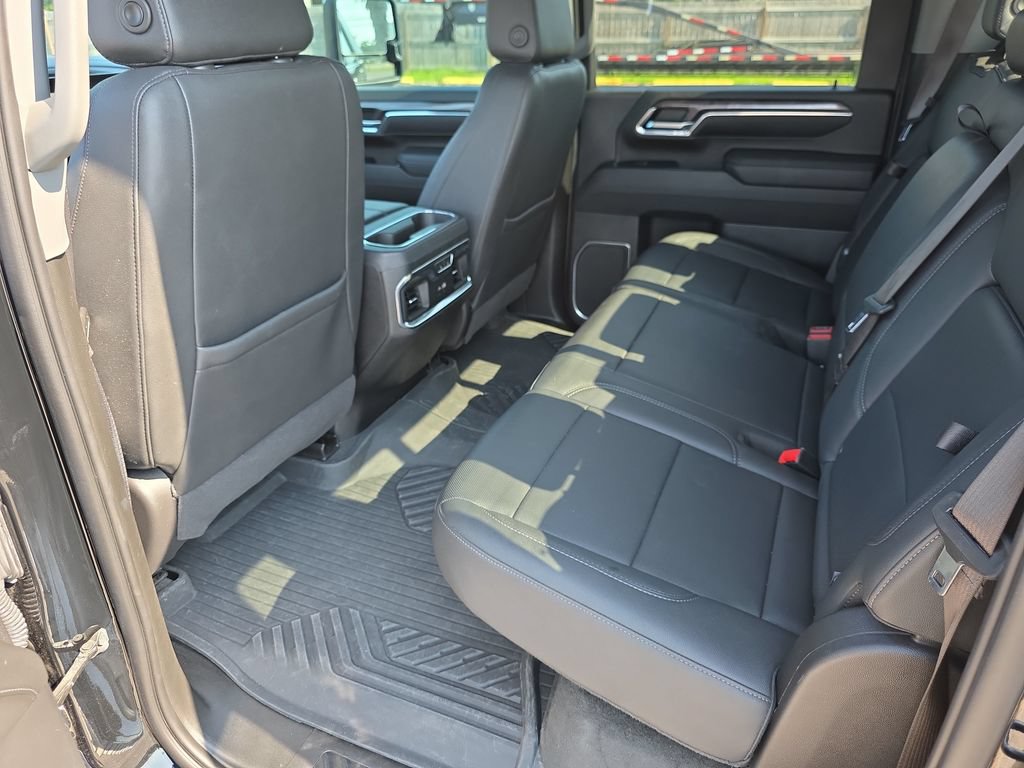 Used 2024 Chevrolet Silverado 2500 LTZ w/ LTZ Plus Package AWD/4WD image 33