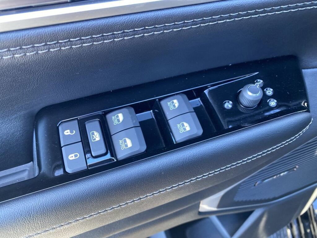 New 2025 Jeep Wagoneer L Series II w/ Convenience Group I image 14