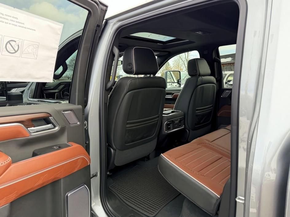 New 2026 GMC Sierra 2500 Denali Ultimate AWD/4WD image 11