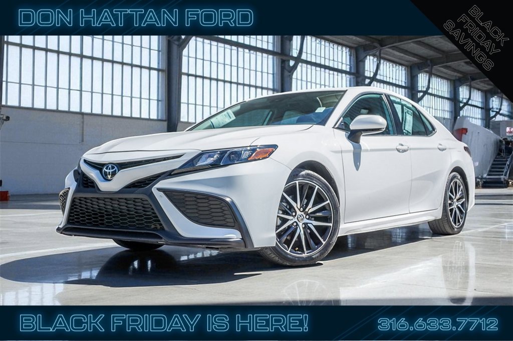 Used 2023 Toyota Camry SE