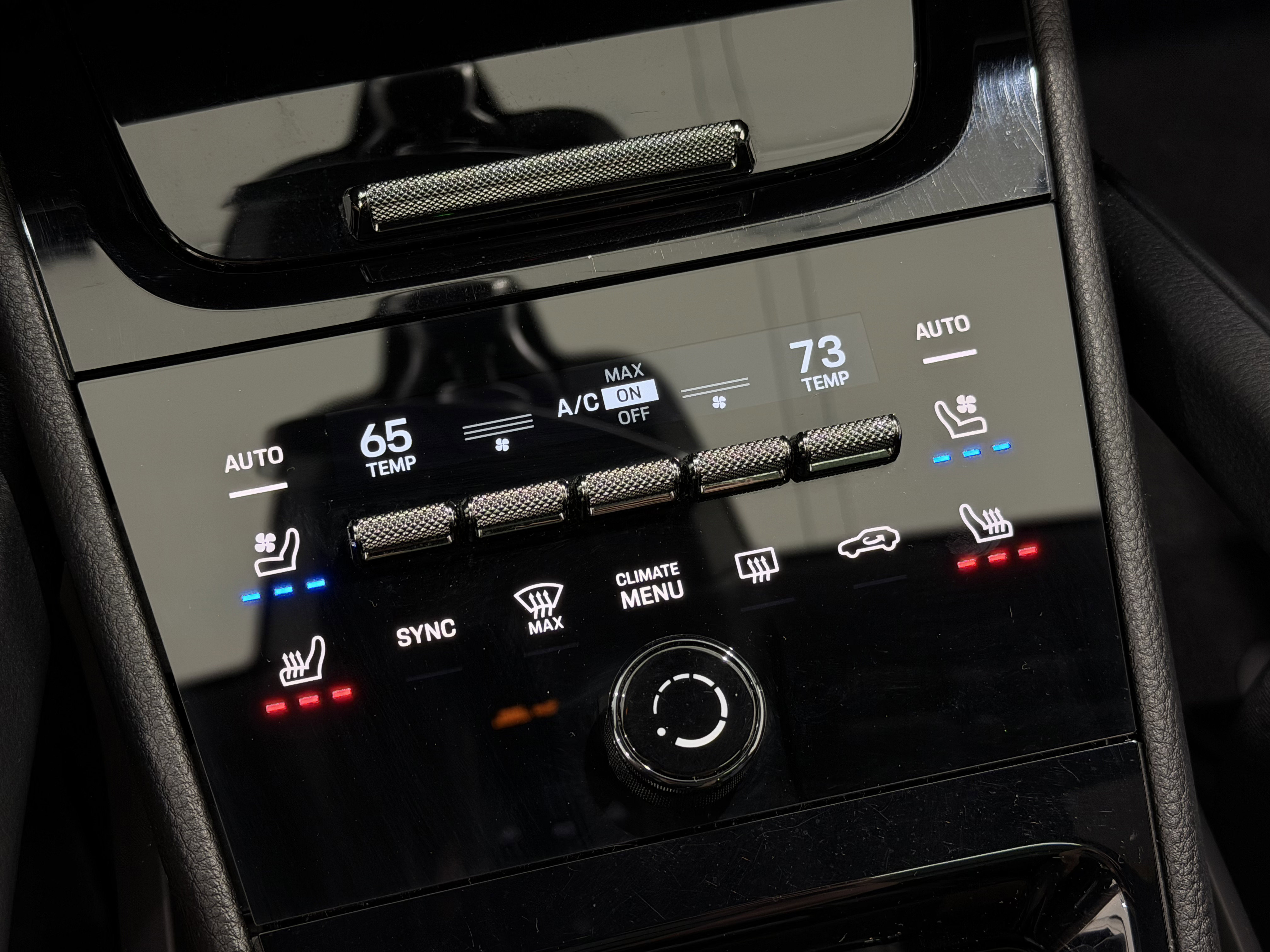 Certified 2025 Porsche Cayenne image 37