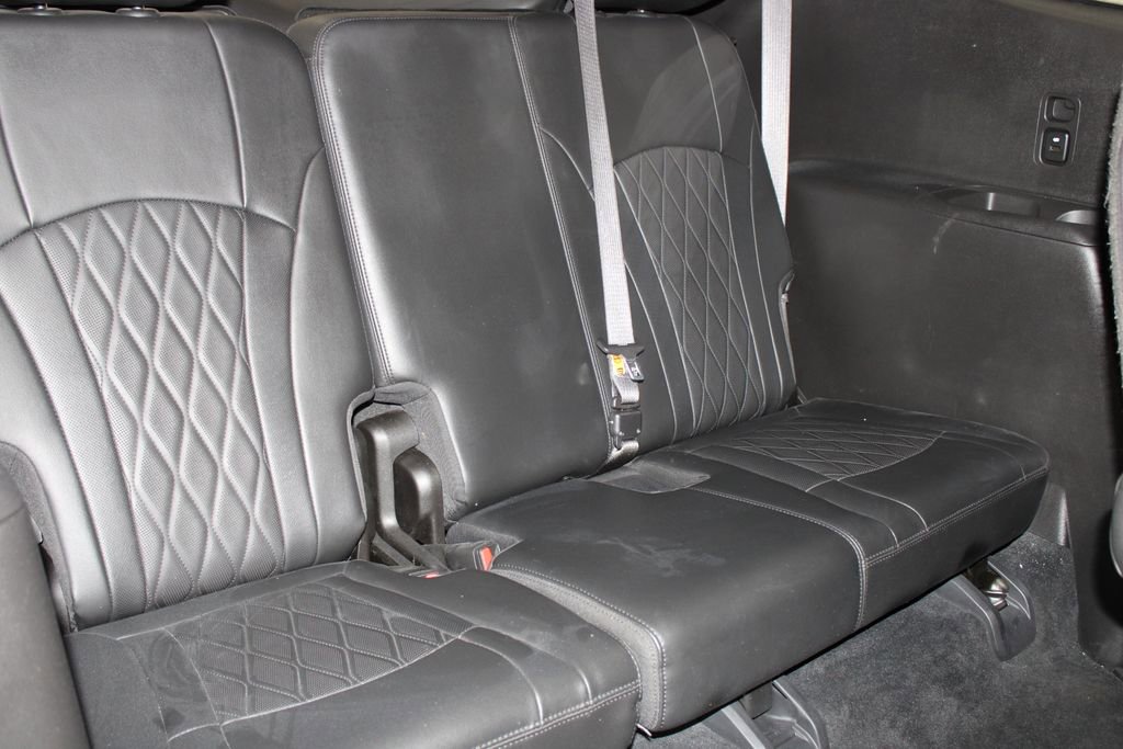 Used 2022 Buick Enclave Avenir w/ Avenir Technology Package image 26