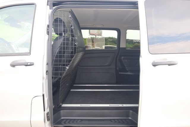Used 2023 Mercedes-Benz Metris Passenger image 19