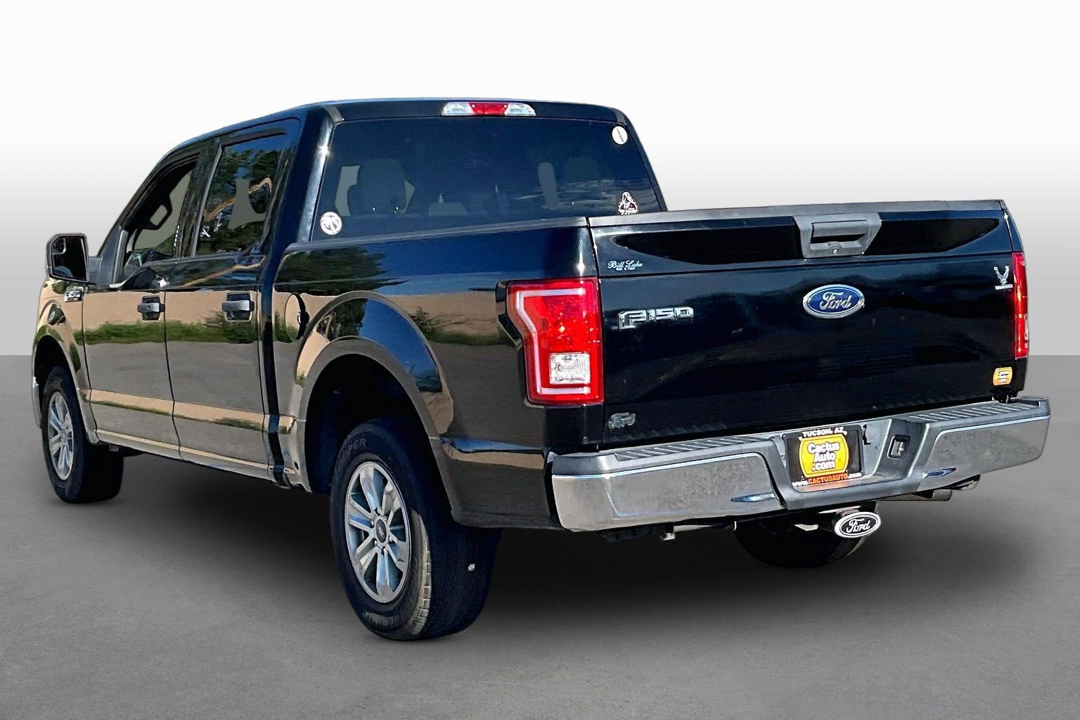 Used 2017 Ford F150 XLT w/ Equipment Group 301A Mid RWD image 11