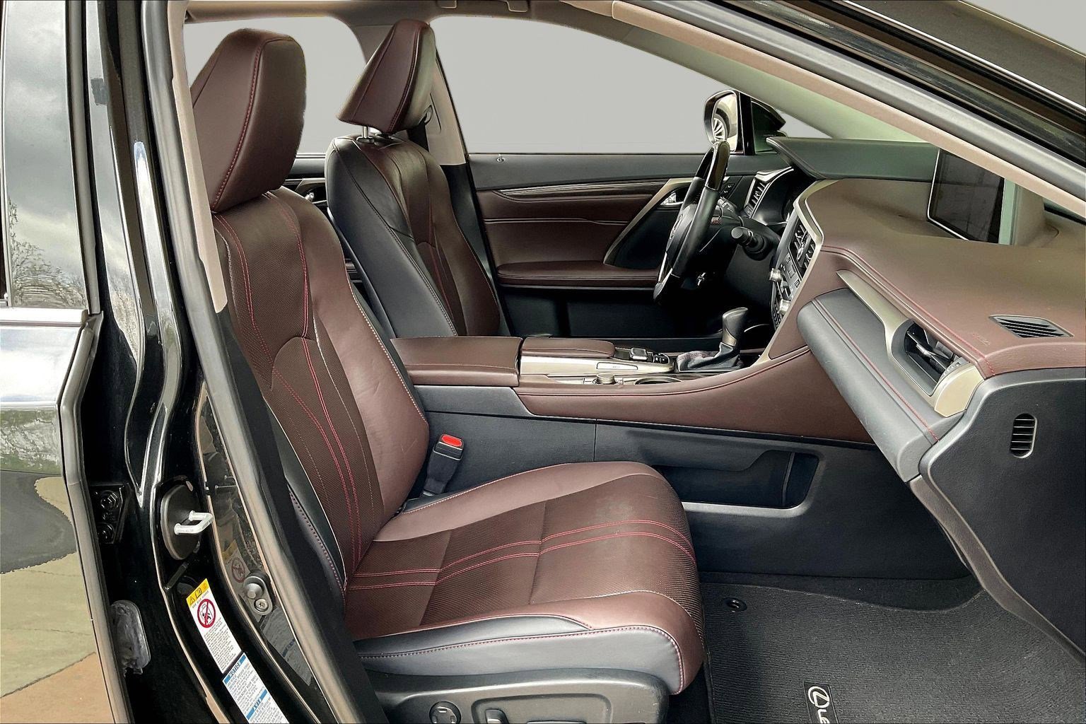 Used 2019 Lexus RX 450hL Luxury image 30