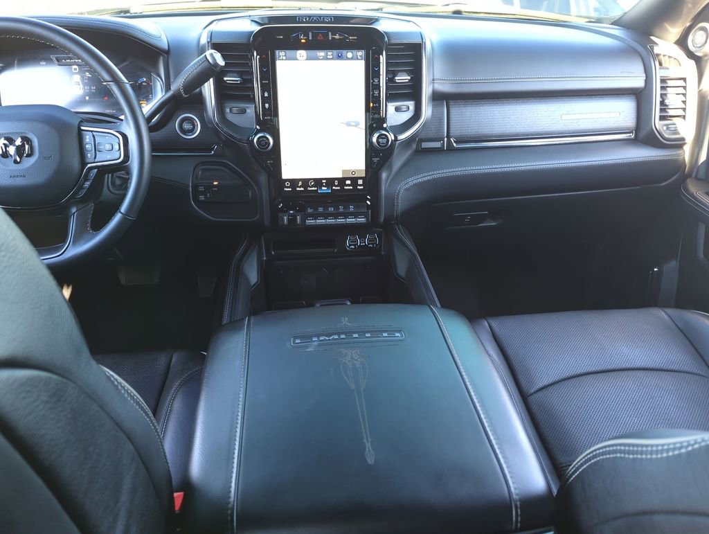 Used 2024 RAM 3500 Limited image 21