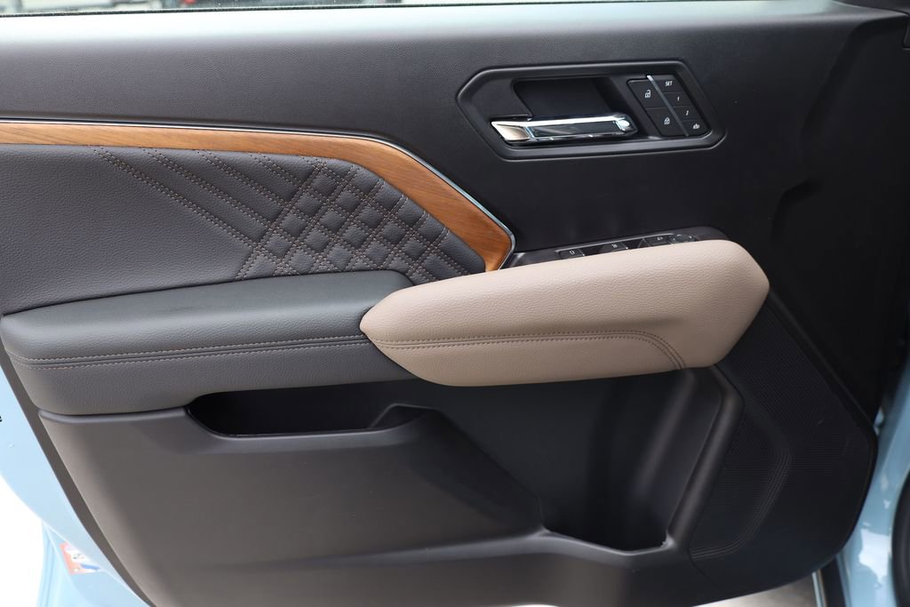 New 2026 GMC Canyon Denali AWD/4WD image 10