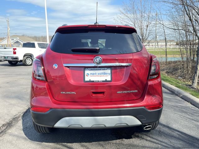 Certified 2018 Buick Encore Essence image 32