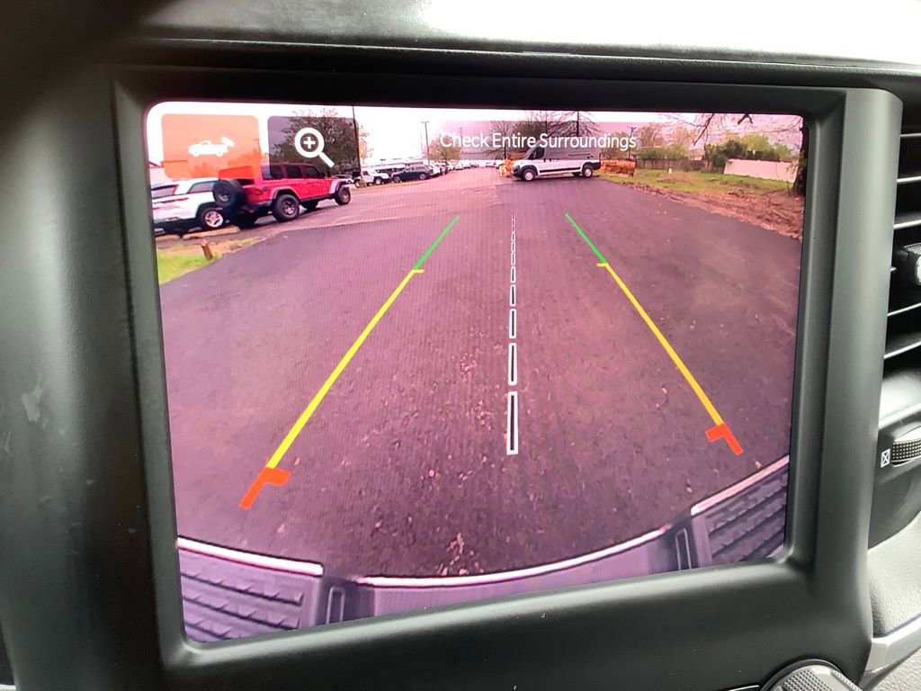 Used 2024 RAM 3500 Big Horn AWD/4WD image 34