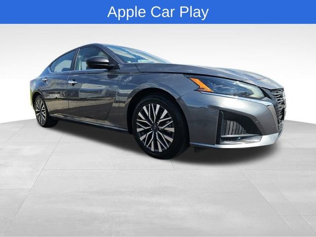 Used 2024 Nissan Altima 2.5 SV image 7