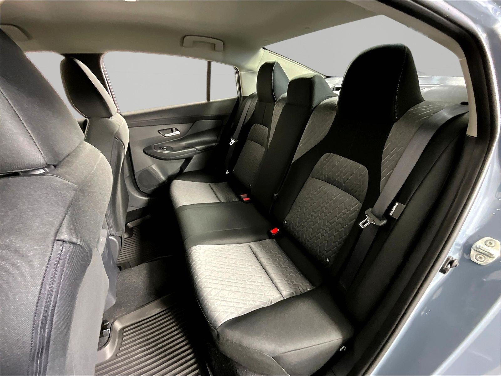 New 2026 Nissan Sentra SV w/ SV Convenience Package FWD image 17