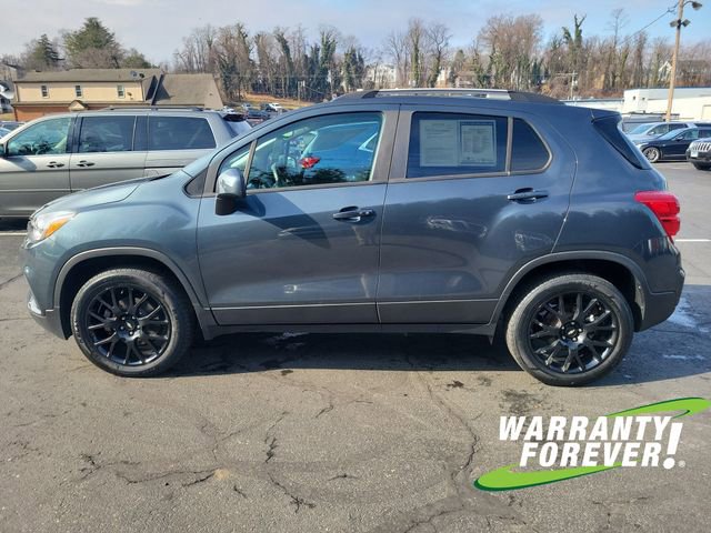 Used 2022 Chevrolet Trax LT w/ Premium Seat Package image 4