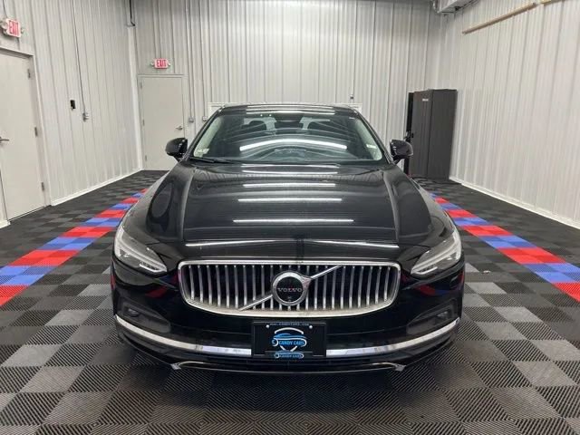 Used 2024 Volvo S90 B6 Plus AWD/4WD image 7