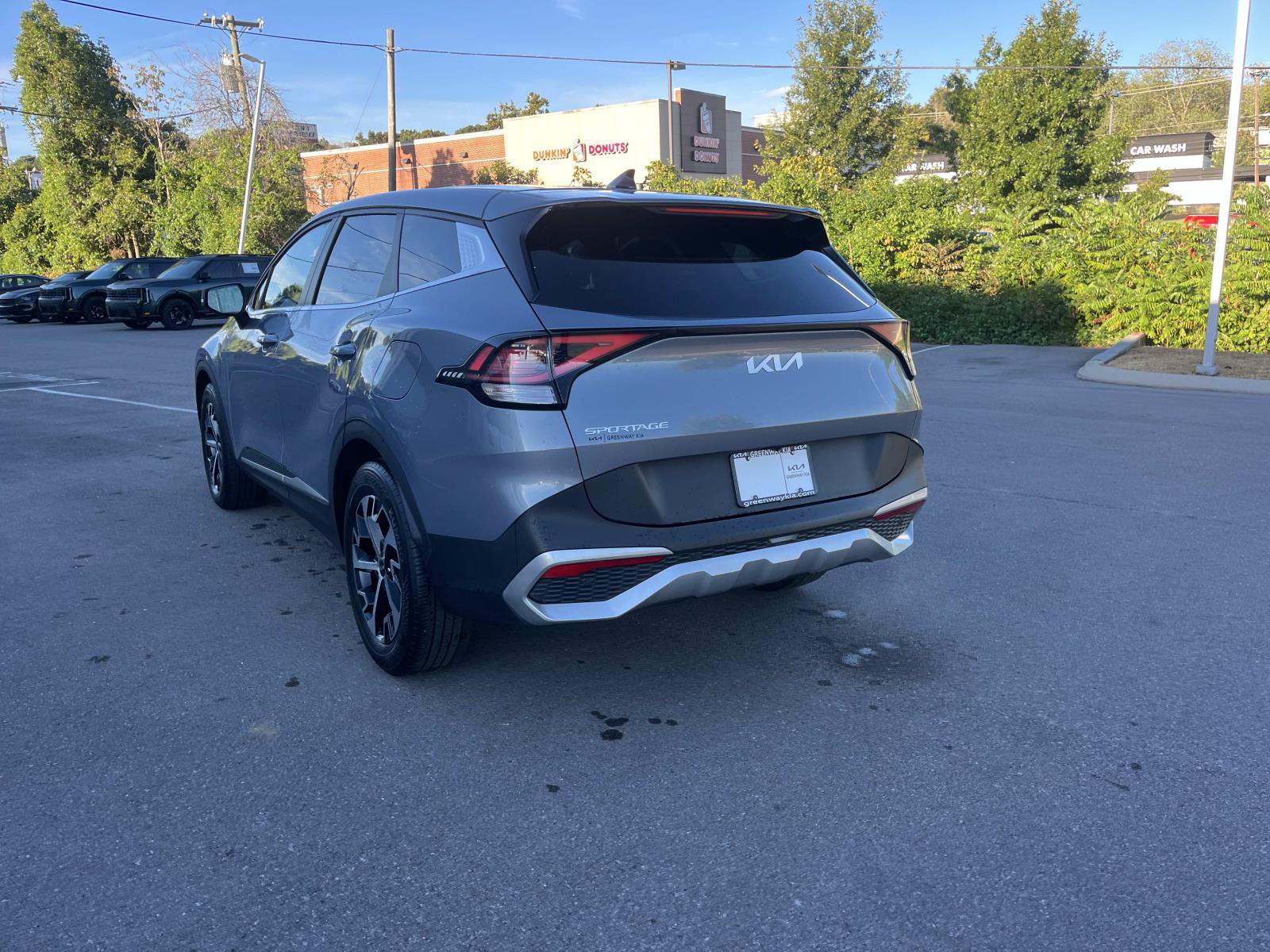 Used 2024 Kia Sportage EX FWD image 5