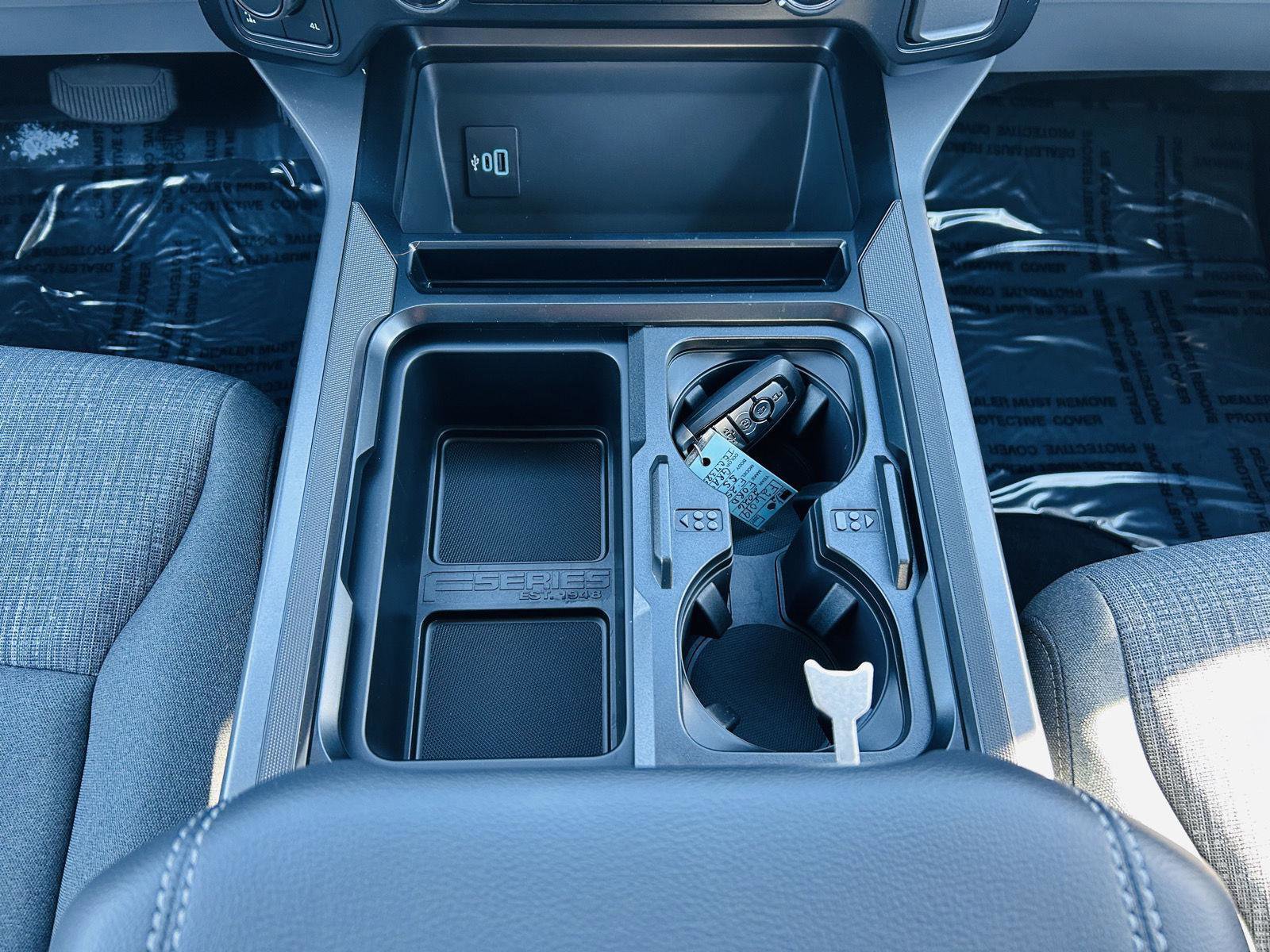 New 2026 Ford F250 XLT w/ XLT Premium Package image 28