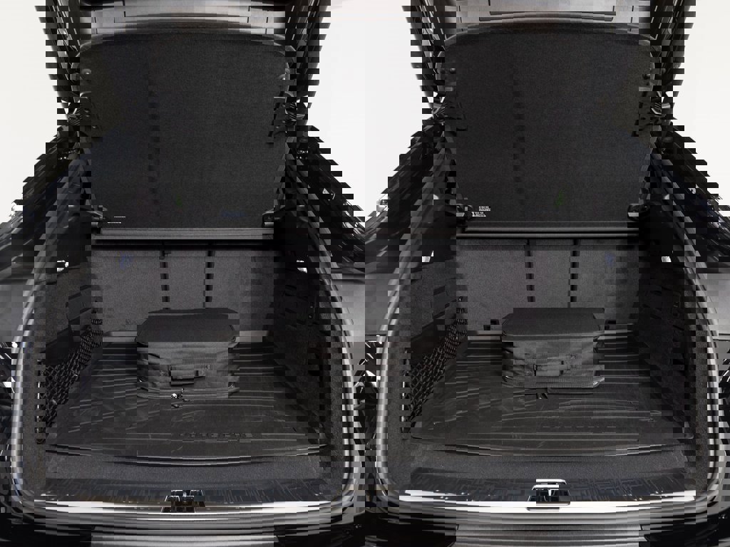 New 2025 Porsche Cayenne S image 16