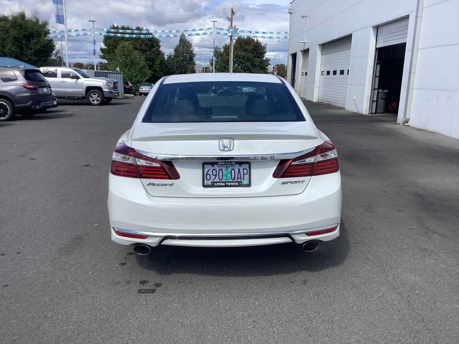 Used 2016 Honda Accord Sport image 4
