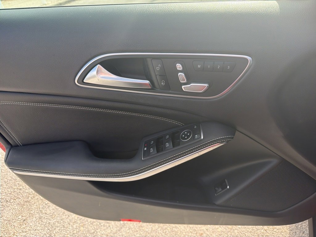 Used 2019 Mercedes-Benz GLA 250 image 15