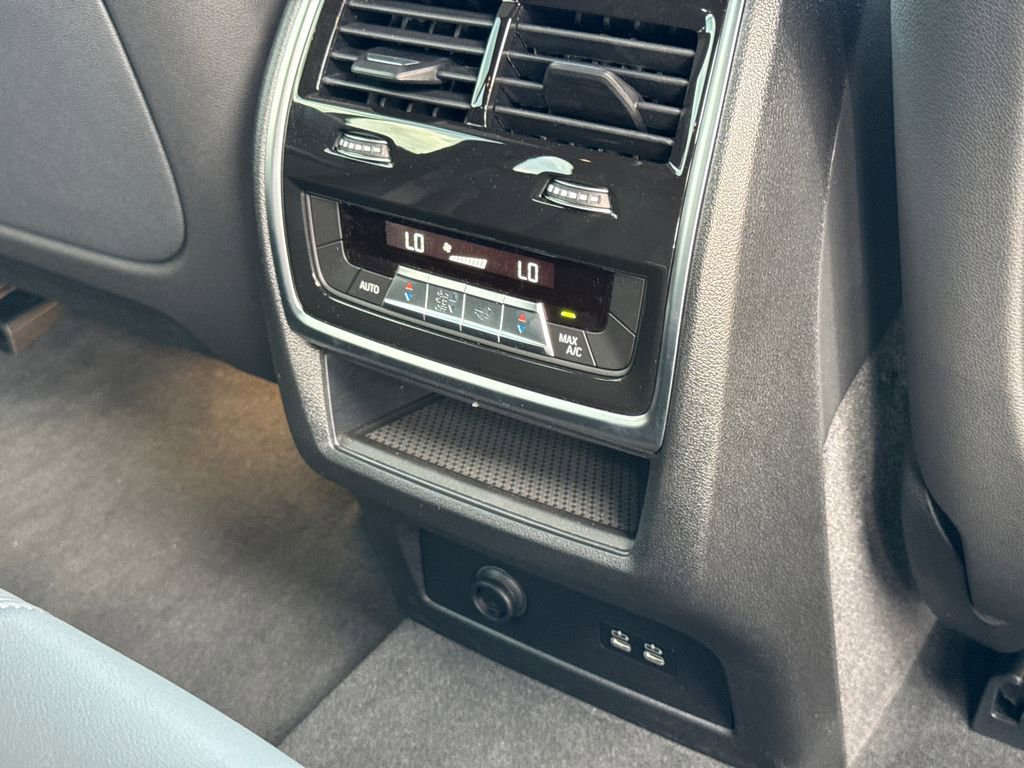 New 2026 BMW X5 xDrive40i w/ M Sport Package image 19