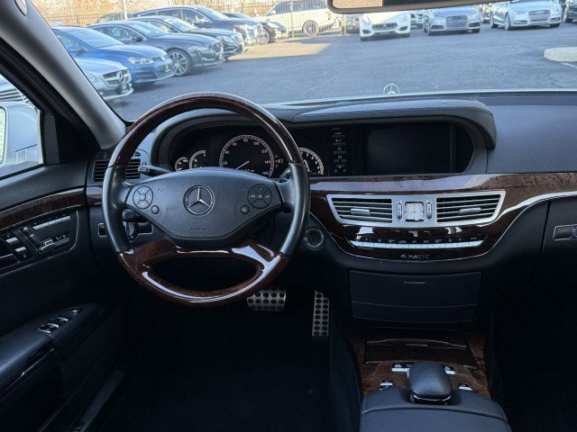 Used 2013 Mercedes-Benz S 550 4MATIC w/ Sport Pkg image 21