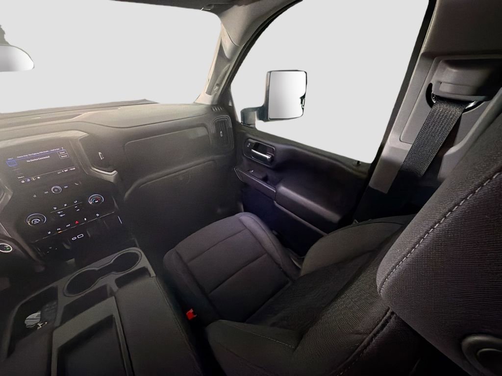 Used 2025 Chevrolet Silverado 2500 Custom w/ Custom Value Package image 21