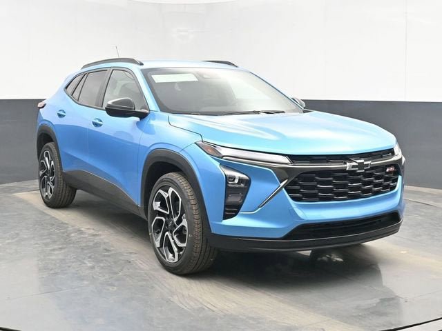 New 2026 Chevrolet Trax RS w/ Driver Confidence Package image 2