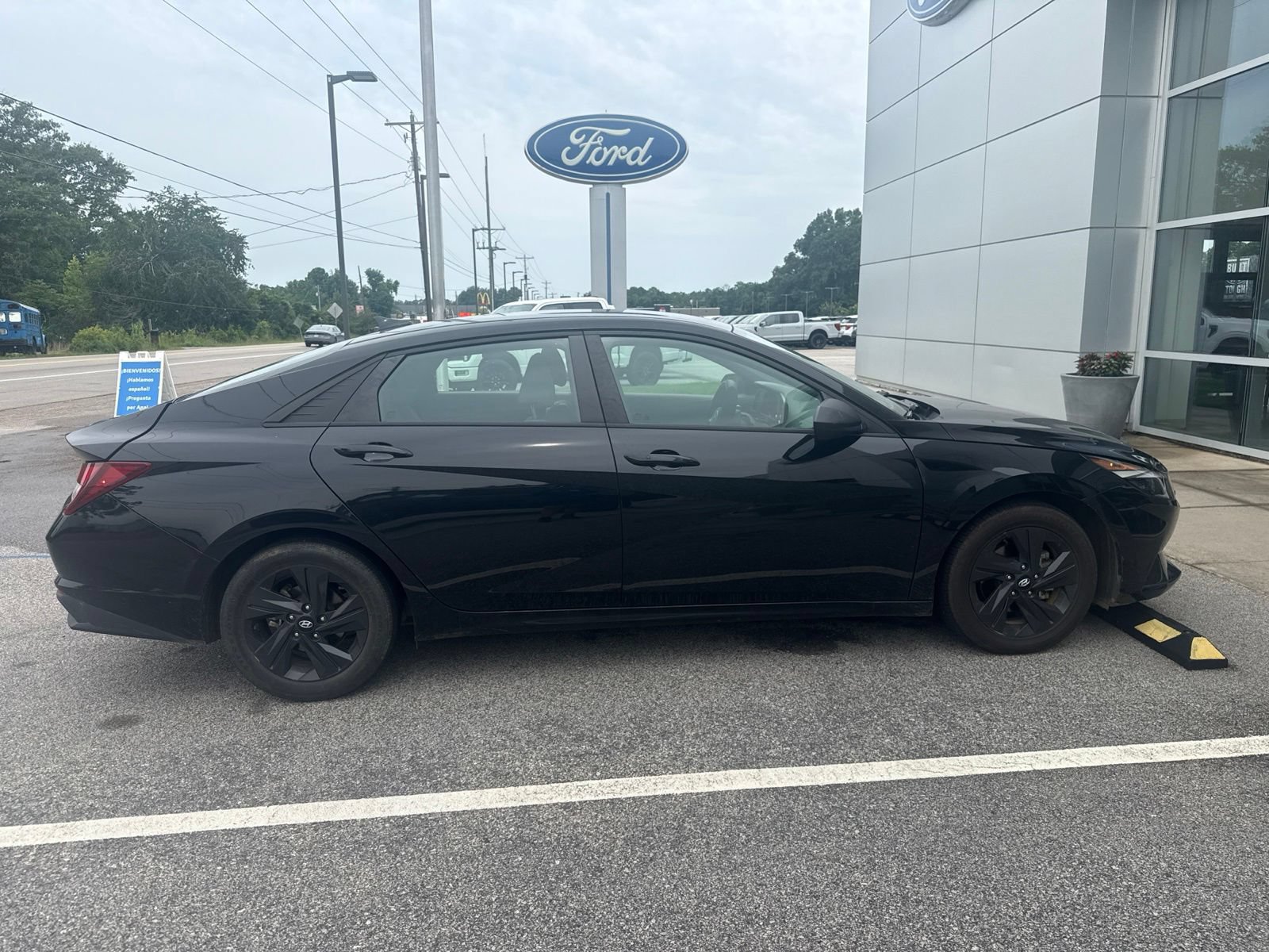 Used 2021 Hyundai Elantra SEL FWD image 5