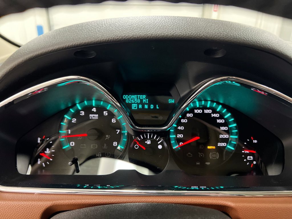 Used 2015 Chevrolet Traverse LT AWD/4WD image 12
