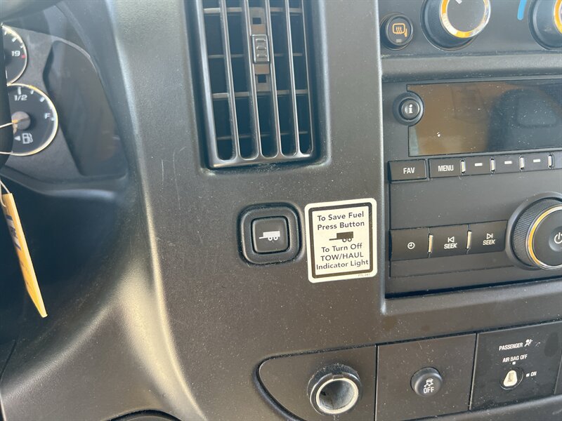 Used 2021 GMC Savana 3500 w/ Power Convenience Package RWD image 19