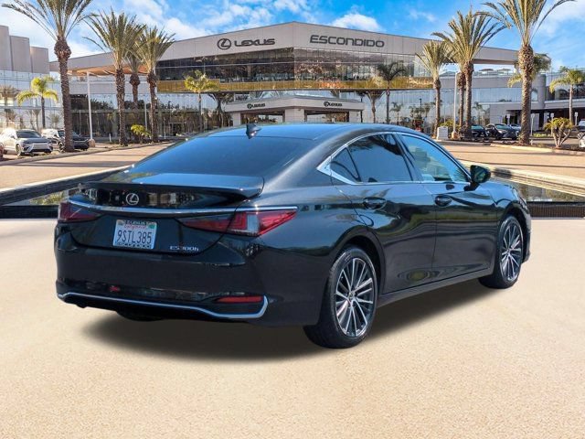 Used 2025 Lexus ES 300h w/ Premium Package FWD image 5