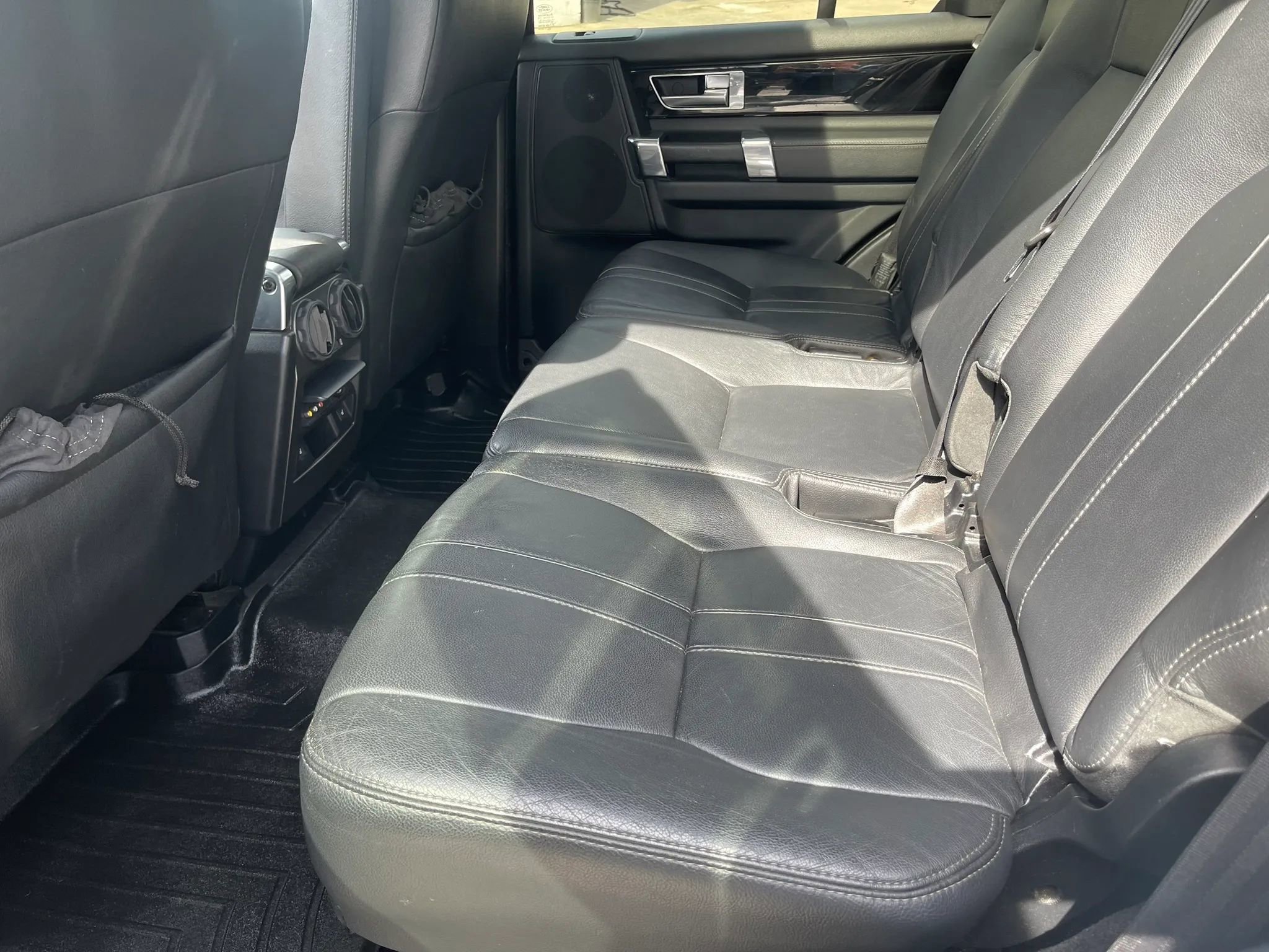 Used 2012 Land Rover LR4 HSE image 16