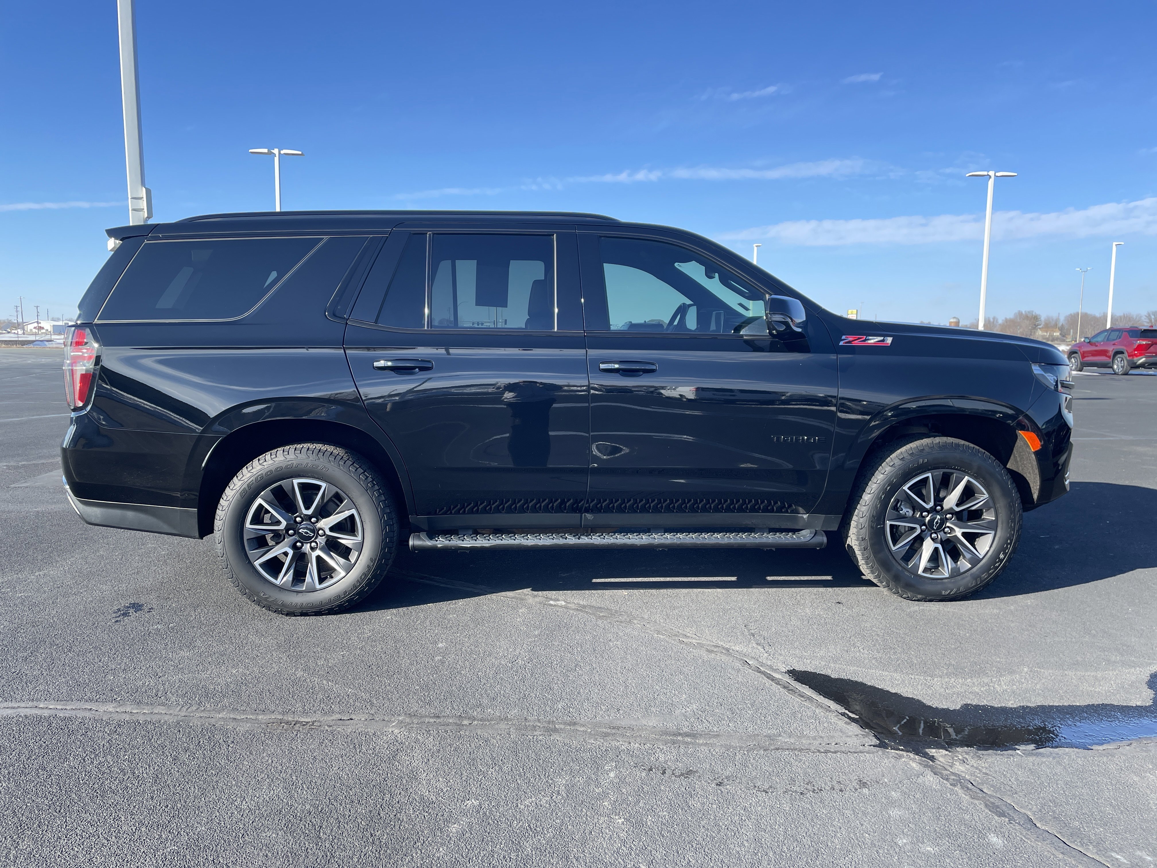 Used 2021 Chevrolet Tahoe Z71 w/ Luxury Package image 6