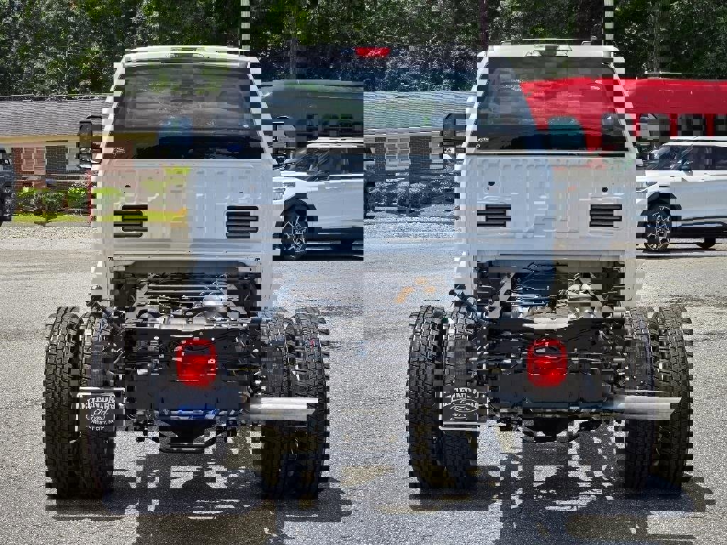 New 2026 Ford F350 XL w/ XL Chrome Package image 24