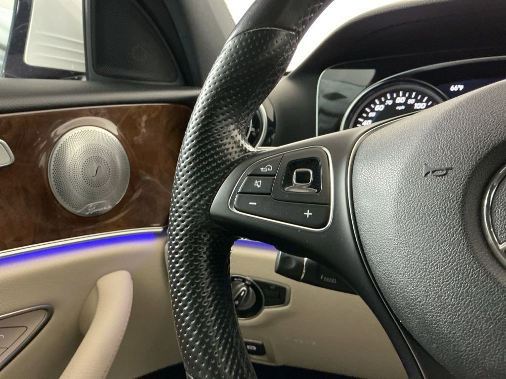 Used 2017 Mercedes-Benz E 300 image 14