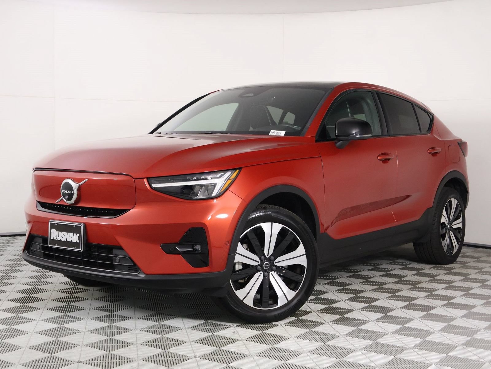 Used 2023 Volvo XC60 T8 Plus AWD/4WD image 3