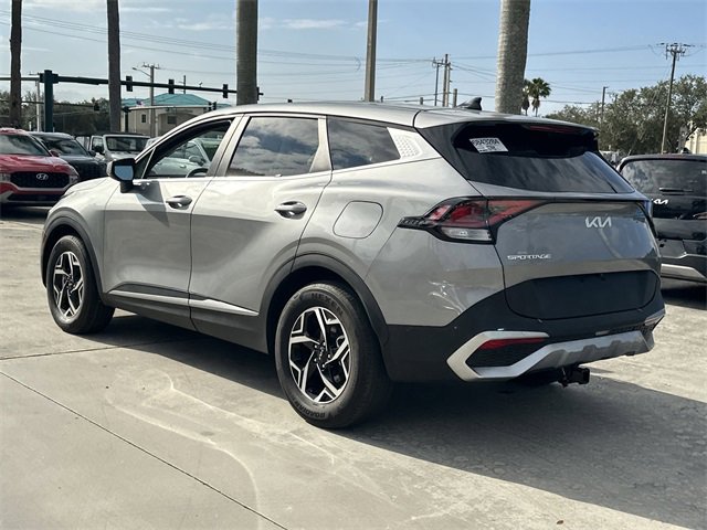 Certified 2024 Kia Sportage LX image 11