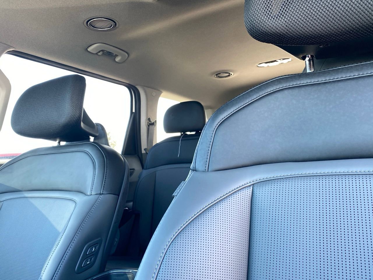 New 2026 Kia EV9 Light image 13