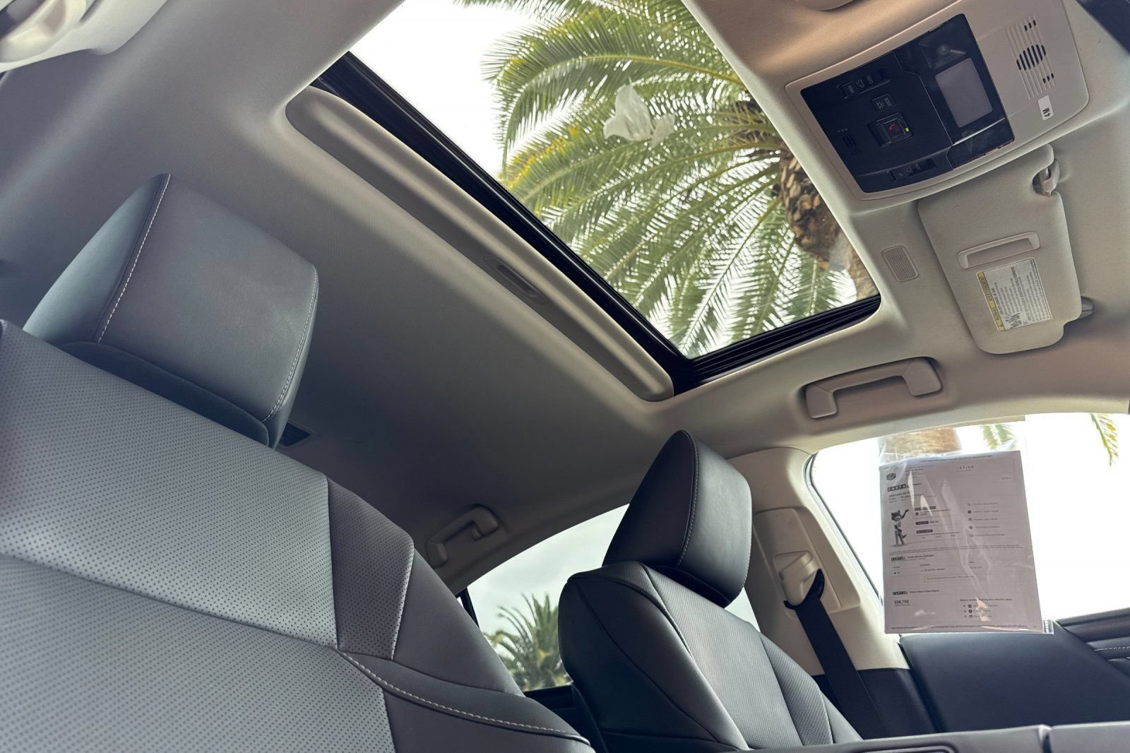 Certified 2024 Lexus ES 350 w/ Premium Package FWD image 19