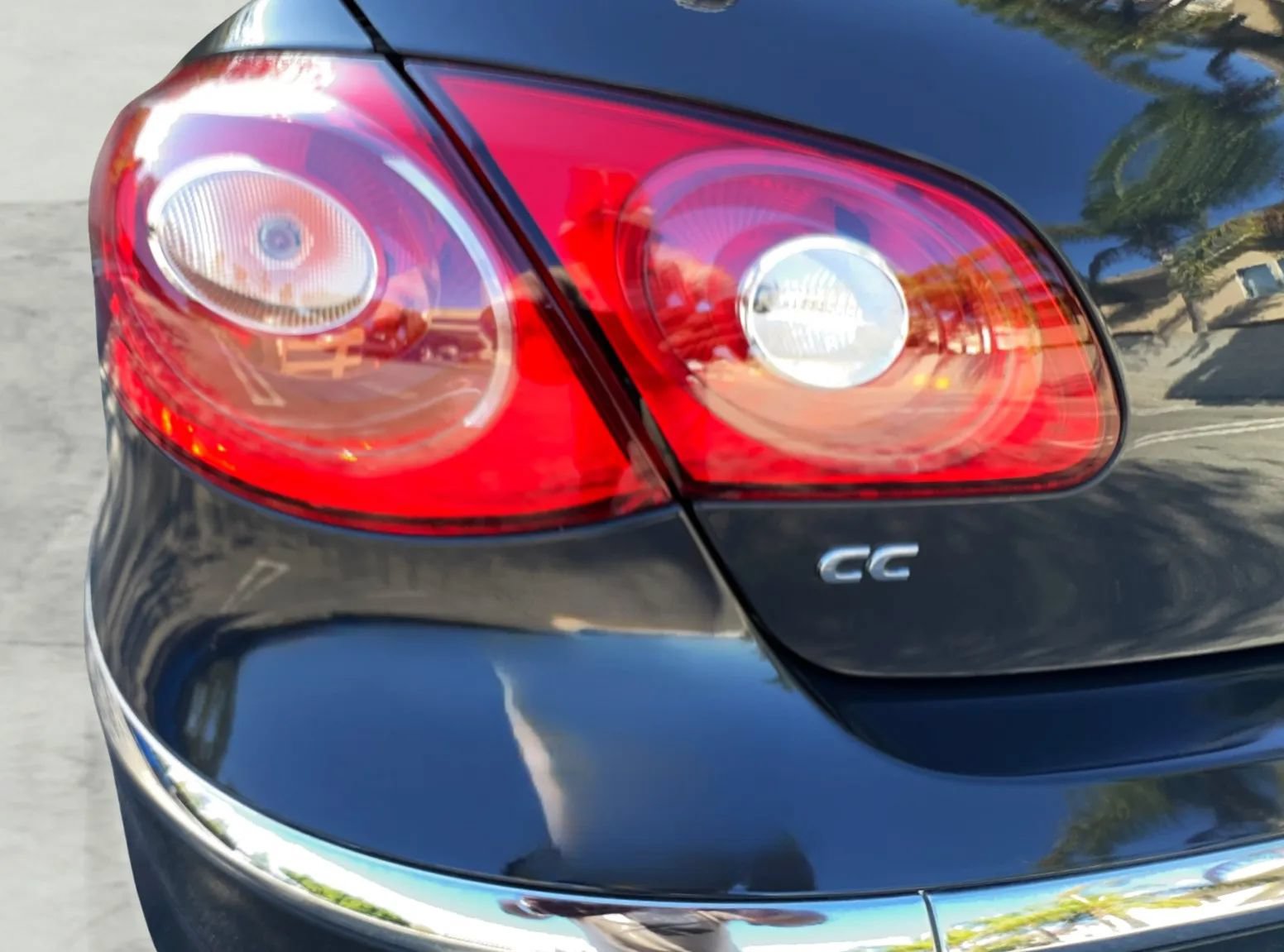 Used 2012 Volkswagen CC Lux Limited FWD image 50